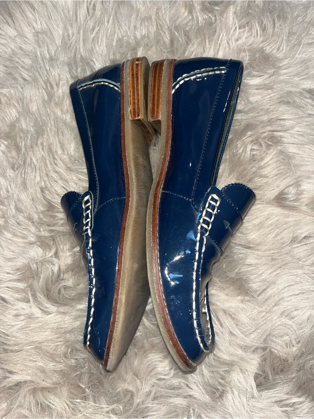 Sperry Women’s seaport penny sneaker navy crinkle patent leather size 10 VGUC - Picture 3 of 8